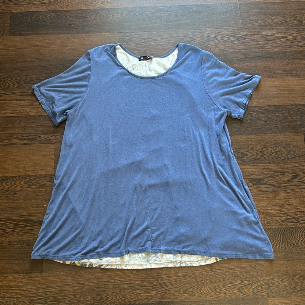 Vision Split Back Short Sleeve Top Blue Tan 1XL